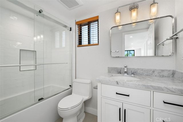 255 Palmer Street, Costa Mesa, CA 92627