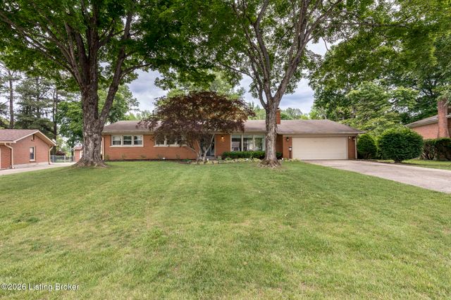 3808 Gaywood Dr, Louisville, KY 40272