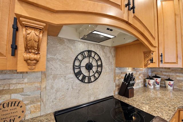 W9795 STONE CREST DRIVE, Hortonville, WI 54944
