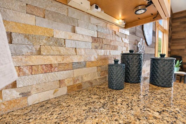 W9795 STONE CREST DRIVE, Hortonville, WI 54944