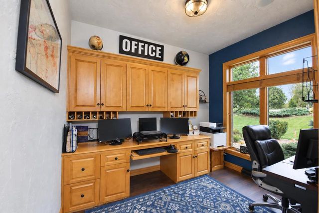 W9795 STONE CREST DRIVE, Hortonville, WI 54944