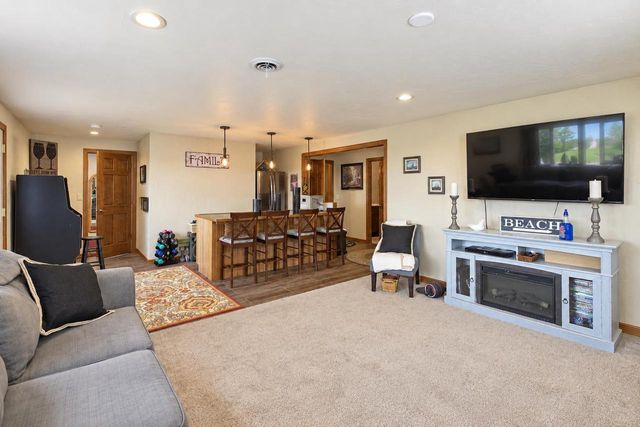 W9795 STONE CREST DRIVE, Hortonville, WI 54944