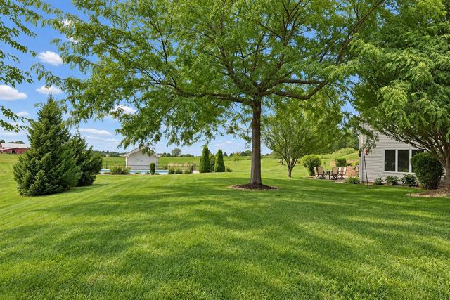 W9795 STONE CREST DRIVE, Hortonville, WI 54944