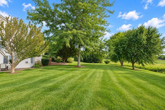 W9795 STONE CREST DRIVE, Hortonville, WI 54944