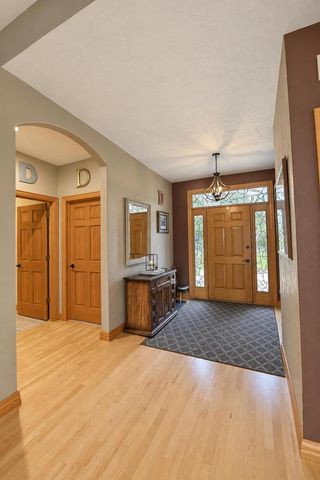 W9795 STONE CREST DRIVE, Hortonville, WI 54944