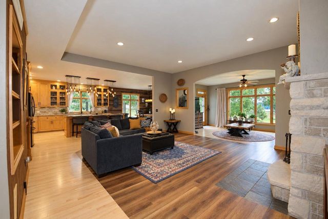 W9795 STONE CREST DRIVE, Hortonville, WI 54944
