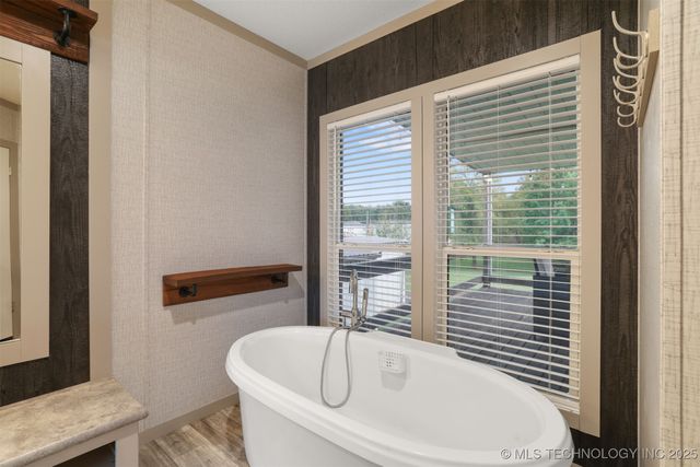 8905 Rock Road, Kingston, OK 73439