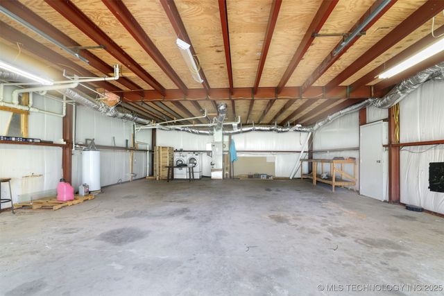 8905 Rock Road, Kingston, OK 73439