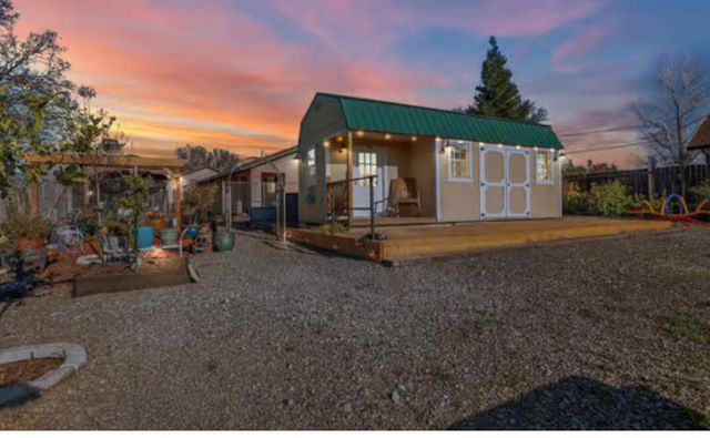 19618 Lake California Drive, Cottonwood, CA 96022