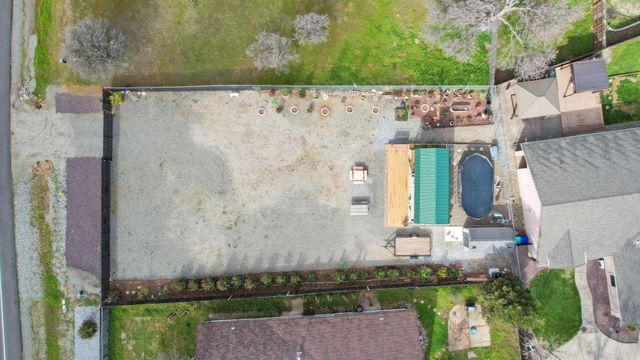 19618 Lake California Drive, Cottonwood, CA 96022