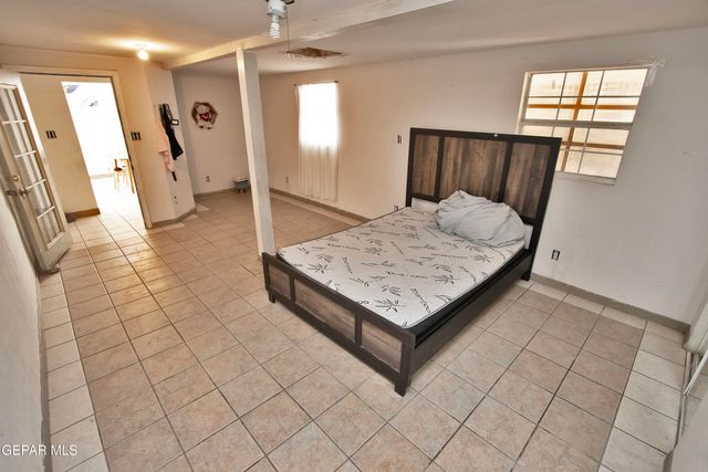 7830 Mount Latona Drive, El Paso, TX 79904
