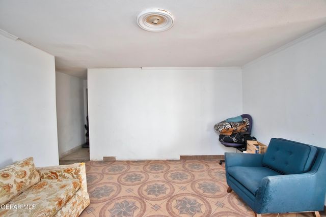 7830 Mount Latona Drive, El Paso, TX 79904