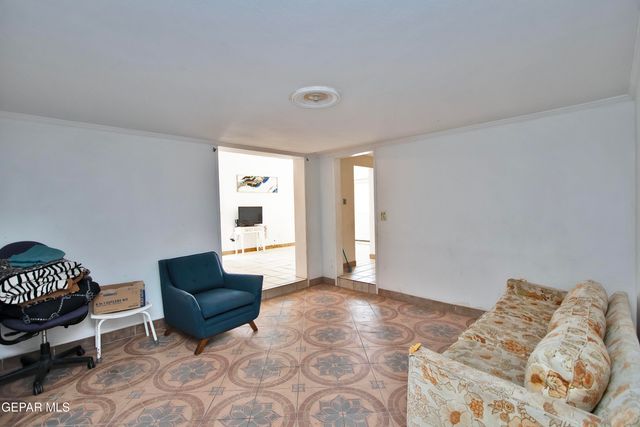 7830 Mount Latona Drive, El Paso, TX 79904