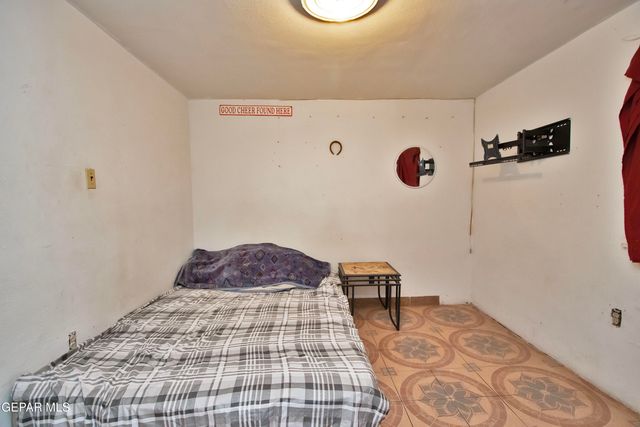 7830 Mount Latona Drive, El Paso, TX 79904