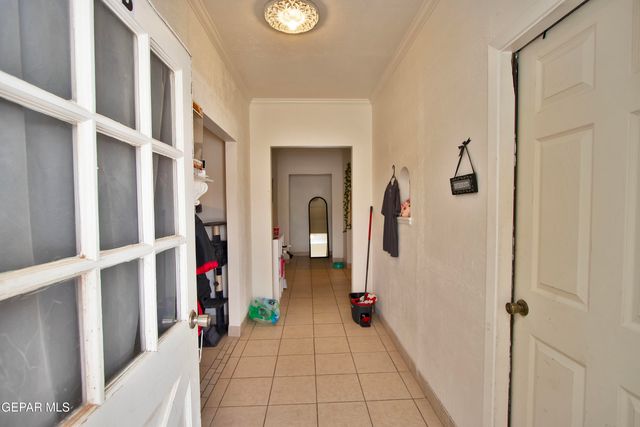 7830 Mount Latona Drive, El Paso, TX 79904