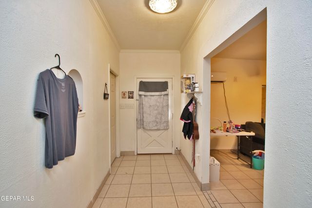 7830 Mount Latona Drive, El Paso, TX 79904