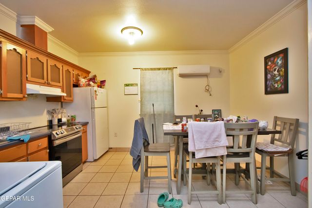 7830 Mount Latona Drive, El Paso, TX 79904