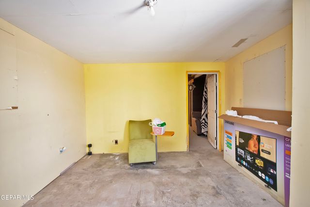7830 Mount Latona Drive, El Paso, TX 79904