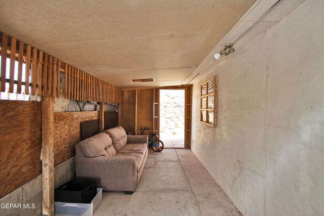 7830 Mount Latona Drive, El Paso, TX 79904