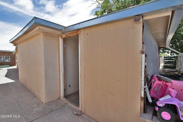 7830 Mount Latona Drive, El Paso, TX 79904