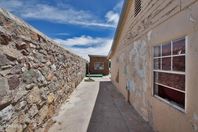 7830 Mount Latona Drive, El Paso, TX 79904