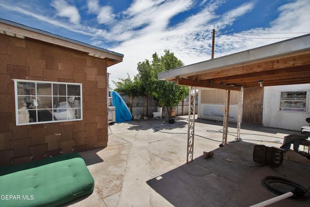 7830 Mount Latona Drive, El Paso, TX 79904