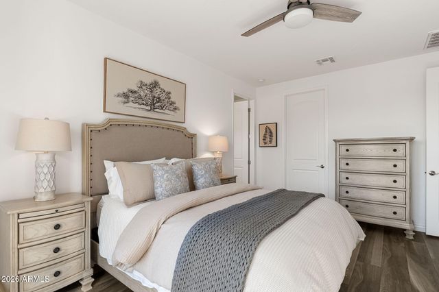 5100 E RANCHO PALOMA Drive 2066, Cave Creek, AZ 85331