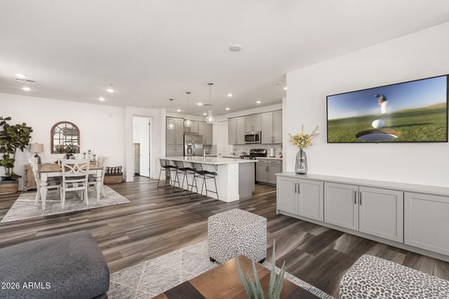 5100 E RANCHO PALOMA Drive 2066, Cave Creek, AZ 85331