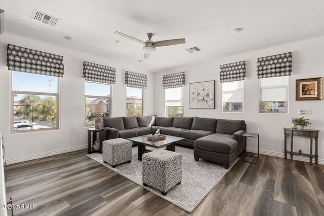 5100 E RANCHO PALOMA Drive 2066, Cave Creek, AZ 85331