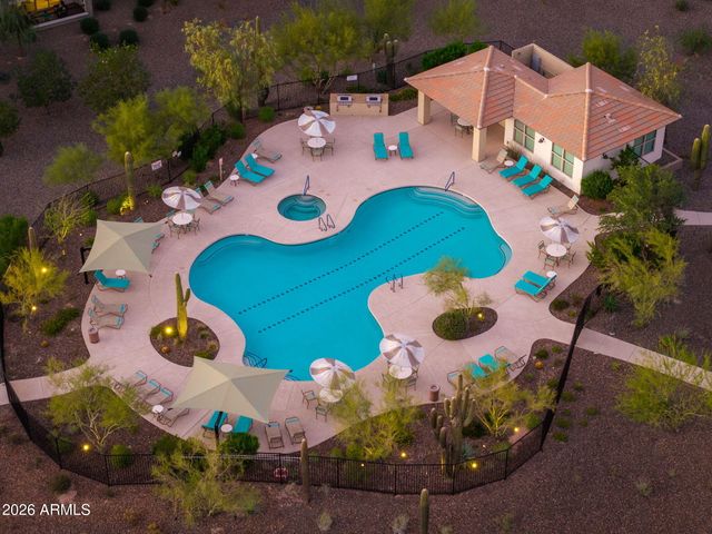 5100 E RANCHO PALOMA Drive 2066, Cave Creek, AZ 85331