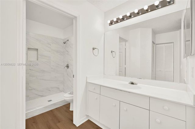 16301 SW 100th Terrace ., Miami, FL 33196