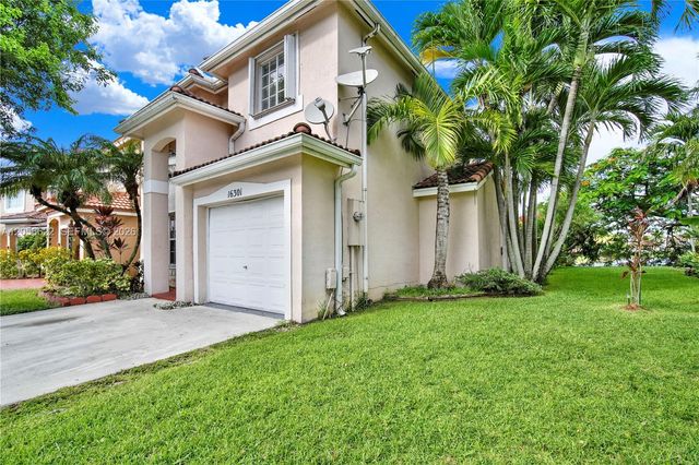 16301 SW 100th Terrace ., Miami, FL 33196