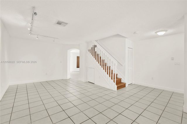 16301 SW 100th Terrace ., Miami, FL 33196