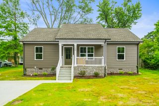 120 23rd Ave, E, Springfield, TN 37172