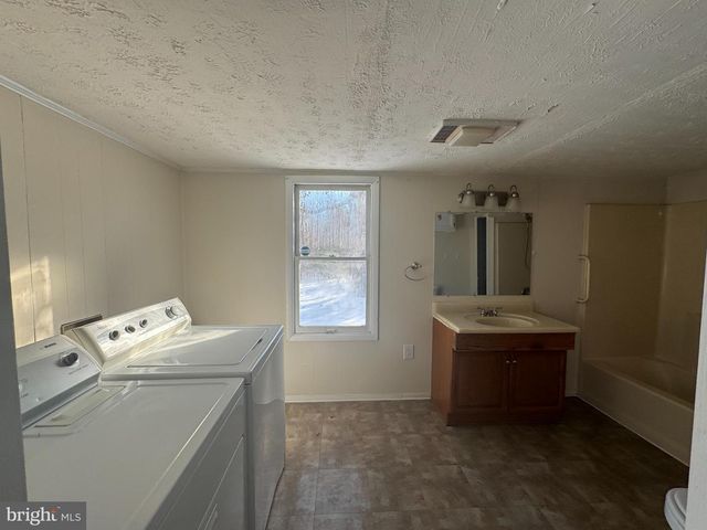 9825 MILL POND ROAD, Spotsylvania, VA 22551