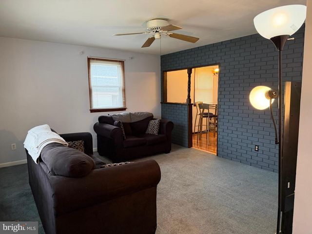 221 W 3RD ST, Palmyra, NJ 08065