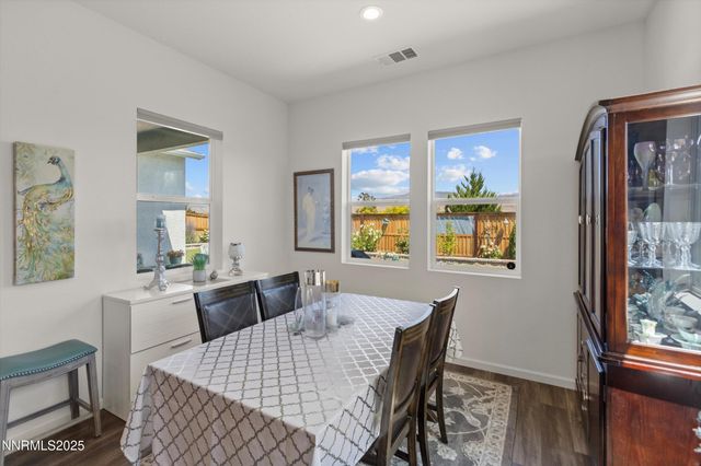 7586 Evans Bridge Street, Sparks, NV 89436