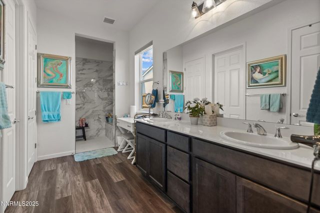 7586 Evans Bridge Street, Sparks, NV 89436