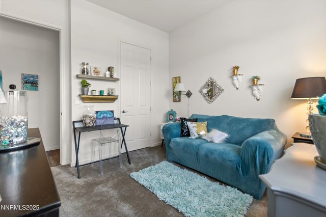 7586 Evans Bridge Street, Sparks, NV 89436