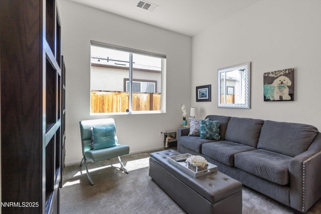 7586 Evans Bridge Street, Sparks, NV 89436