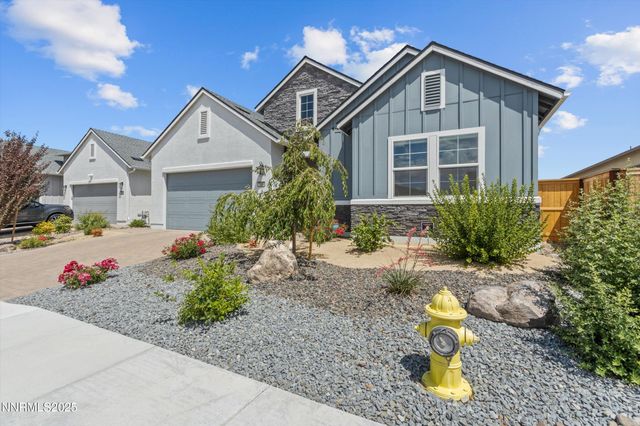 7586 Evans Bridge Street, Sparks, NV 89436