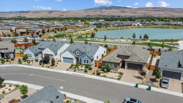 7586 Evans Bridge Street, Sparks, NV 89436