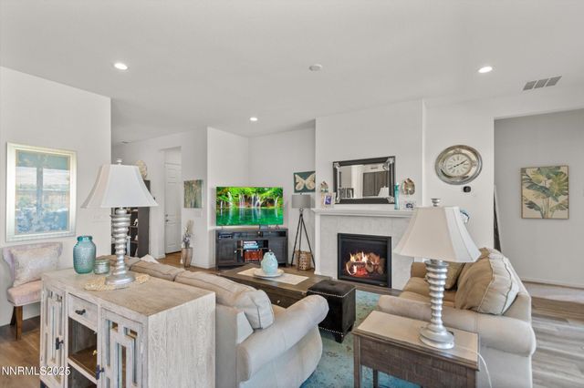 7586 Evans Bridge Street, Sparks, NV 89436