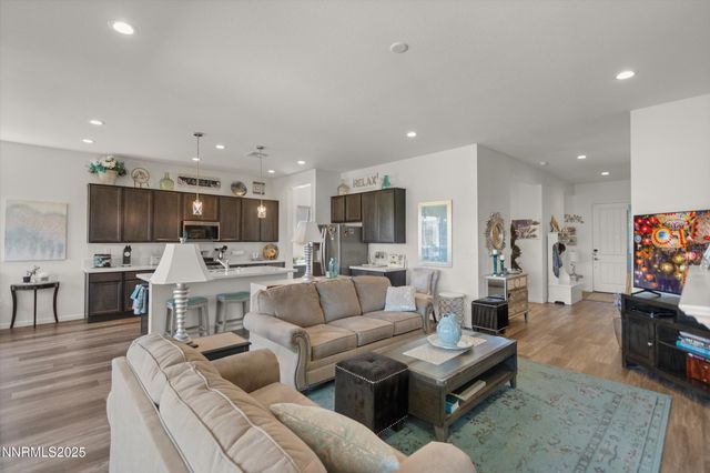 7586 Evans Bridge Street, Sparks, NV 89436