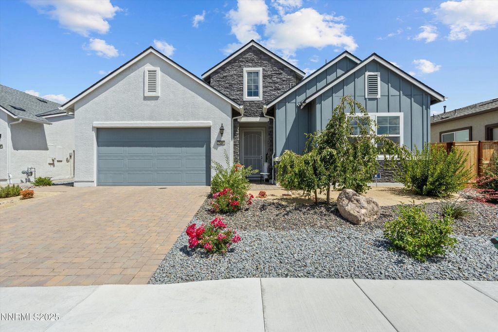 7586 Evans Bridge Street, Sparks, NV 89436