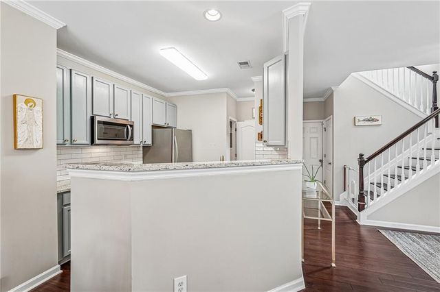 2340 Whiteoak Lane SE, Smyrna, GA 30080