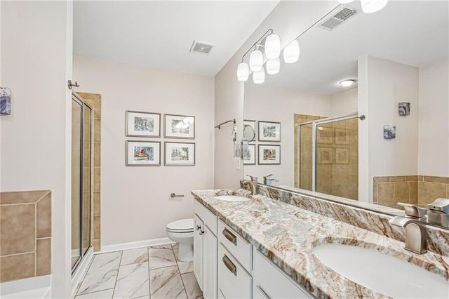 2340 Whiteoak Lane SE, Smyrna, GA 30080
