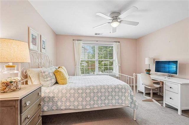 2340 Whiteoak Lane SE, Smyrna, GA 30080