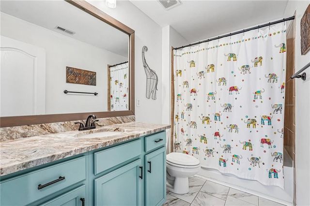 2340 Whiteoak Lane SE, Smyrna, GA 30080