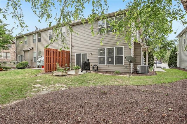 2340 Whiteoak Lane SE, Smyrna, GA 30080